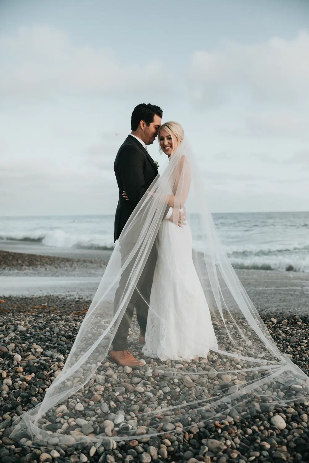 Retrato de Sofía con su vestido de novia